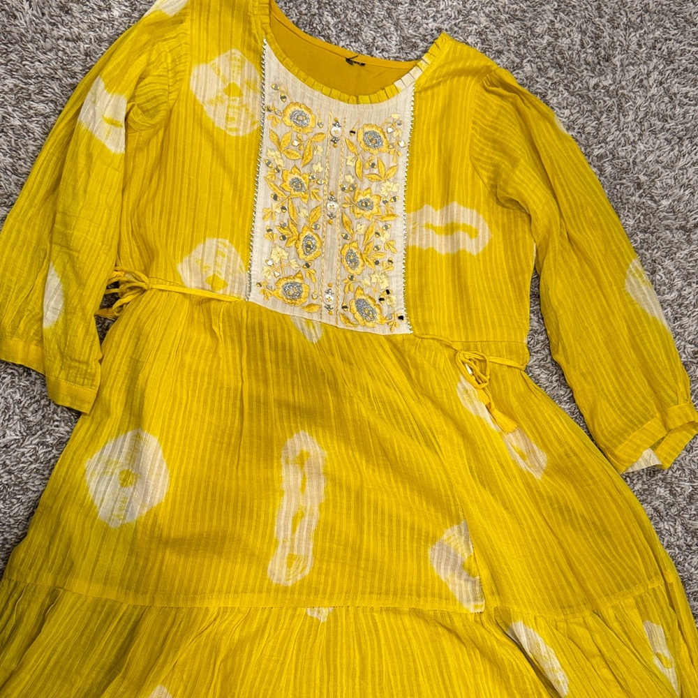 Yellow Kurta Dress with Embroidered 
Indian Kurta
